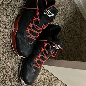 Air Jordan CP3 VIII Black, white, infrared